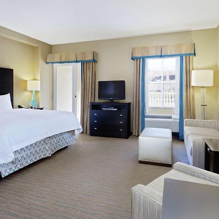 Hampton Inn & Suites St. Petersburg/Downtown Exteriör bild