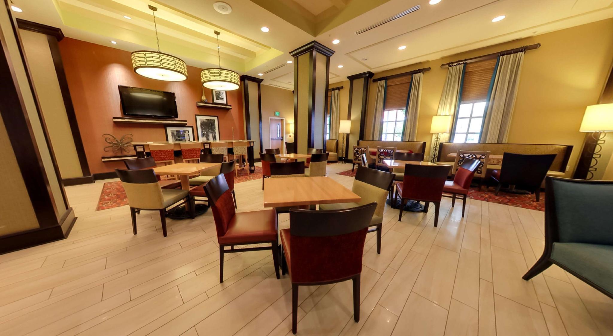 Hampton Inn & Suites St. Petersburg/Downtown Exteriör bild
