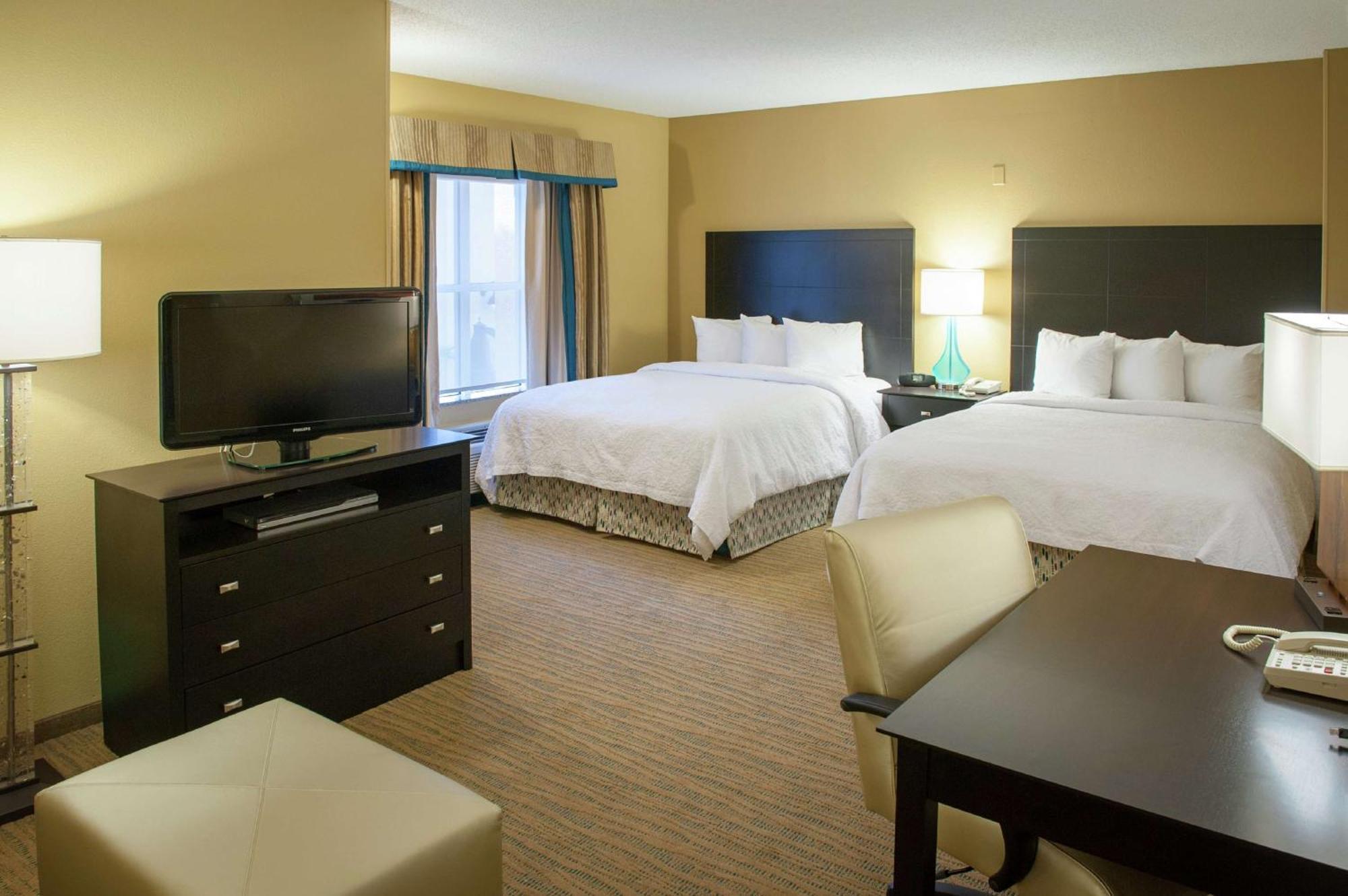 Hampton Inn & Suites St. Petersburg/Downtown Exteriör bild