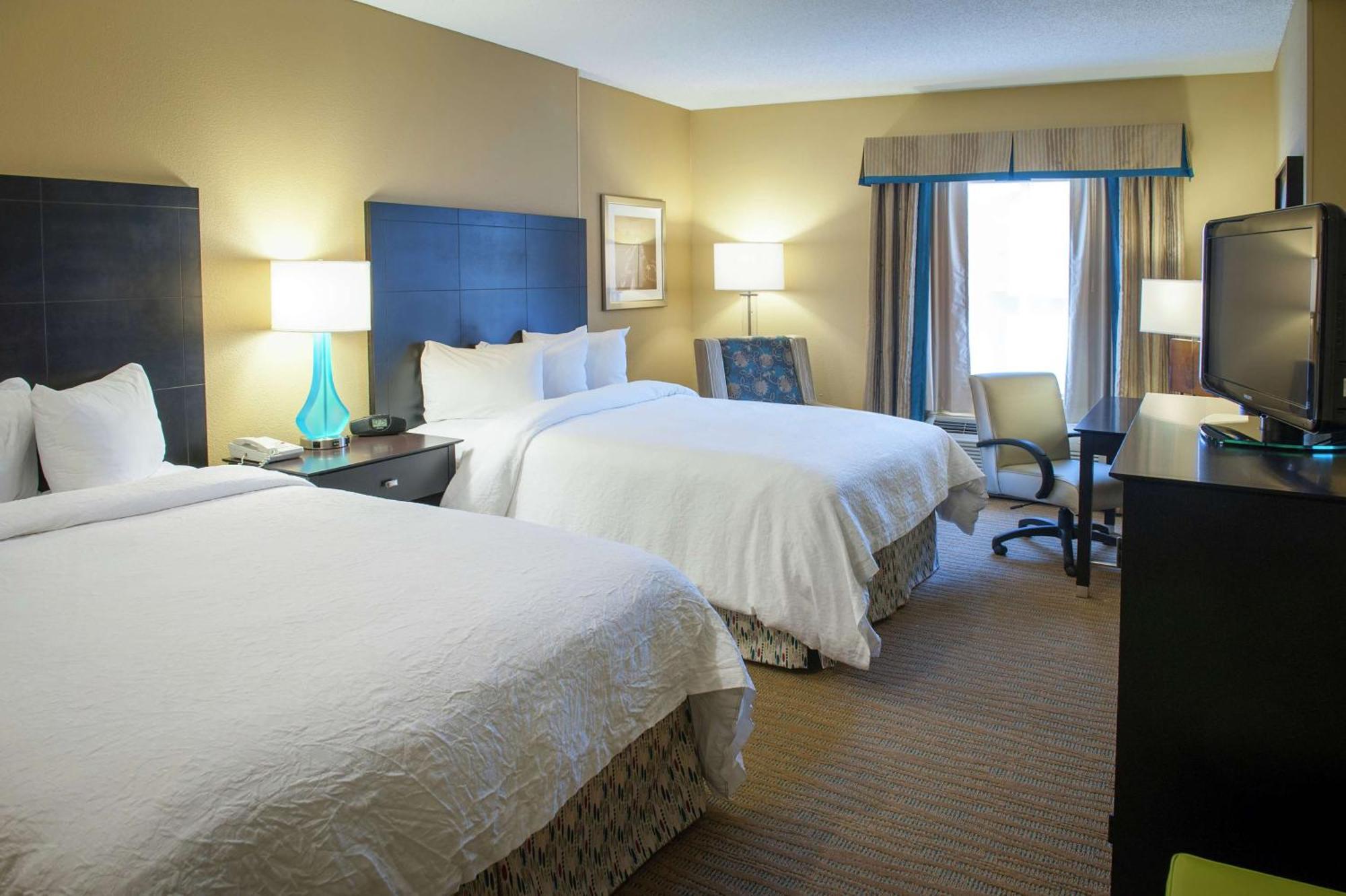 Hampton Inn & Suites St. Petersburg/Downtown Exteriör bild