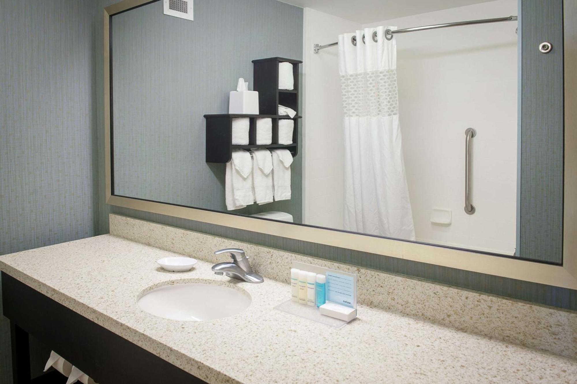 Hampton Inn & Suites St. Petersburg/Downtown Exteriör bild