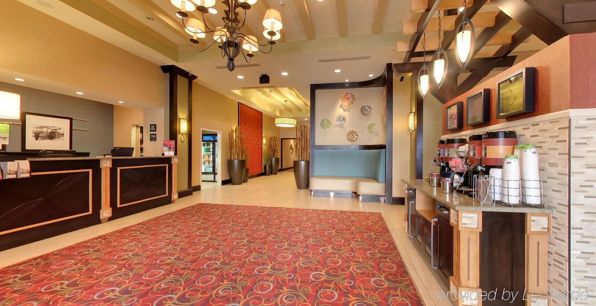 Hampton Inn & Suites St. Petersburg/Downtown Exteriör bild