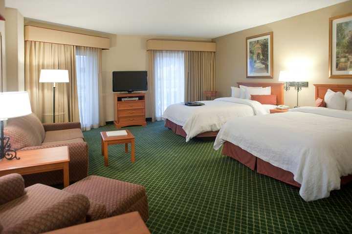 Hampton Inn & Suites St. Petersburg/Downtown Rum bild
